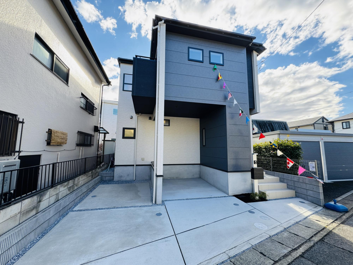 ブルーミングガーデン蓮田市西城１丁目　１棟の外観②