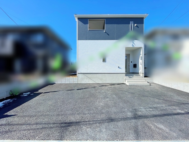 配膳や片づけもみんなで協力してやりやすいカウンターキッチン