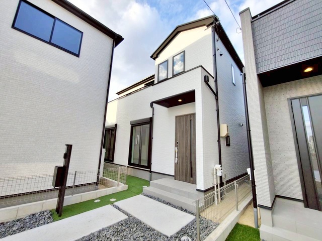 グラファーレ瀬戸市高根町２期４棟の外観②