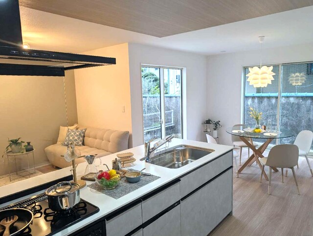 グラファーレ4379那覇市宇栄原２期２棟の外観②