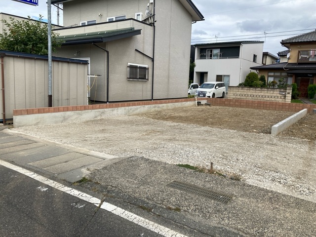 リーブルガーデン長野稲里町中氷鉋第1の外観②