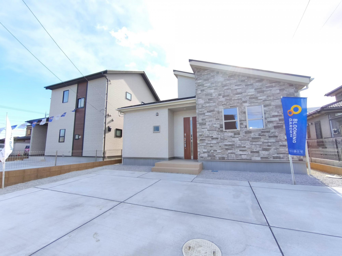 【（1）号棟】敷地面積91.85坪！ ワンフロアで完結する生活動線。シンプルだけどオシャレにこだわった、2LDK平屋建て。