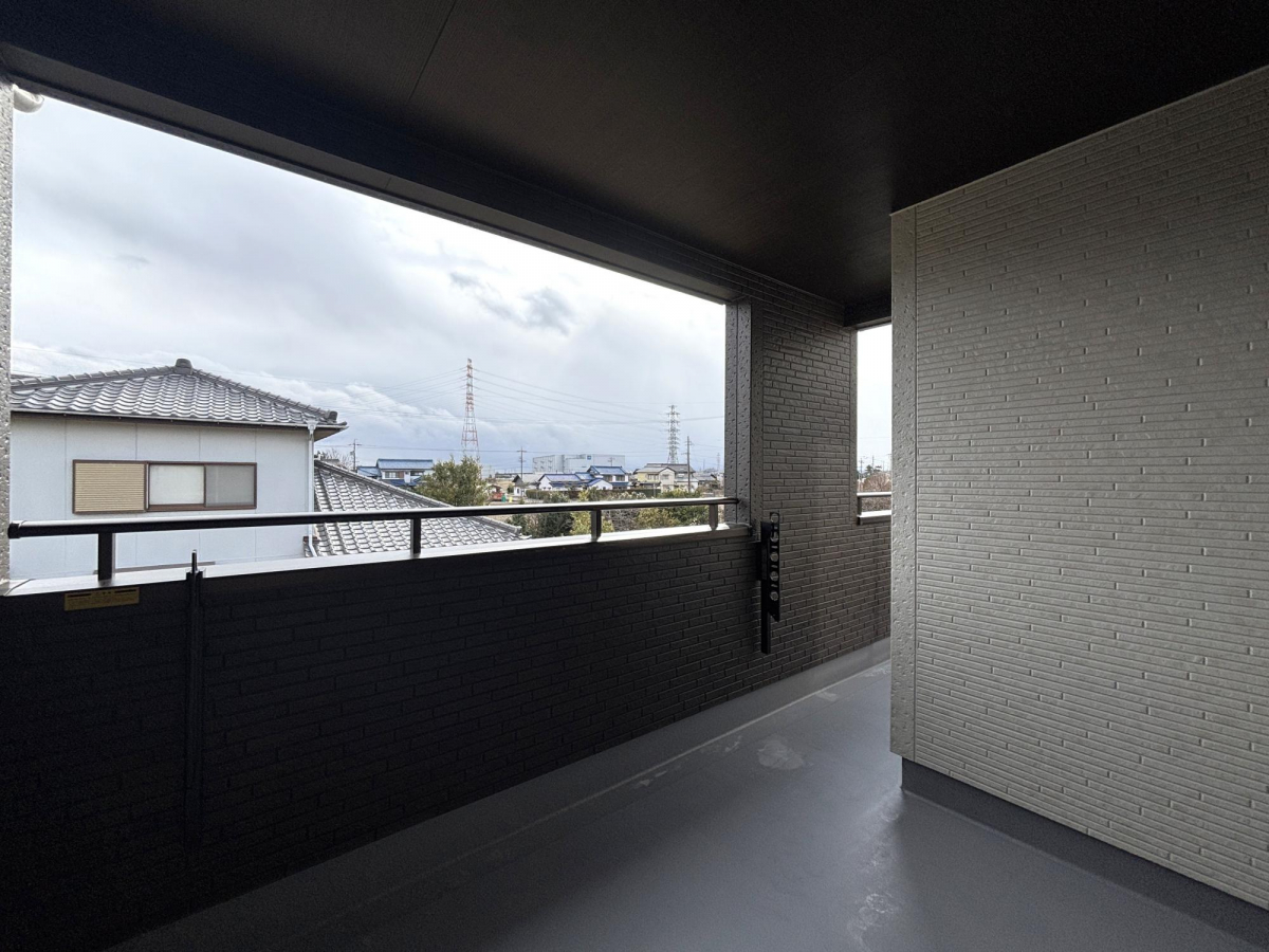 ブルーミングガーデン愛西市東保町中２棟の外観②