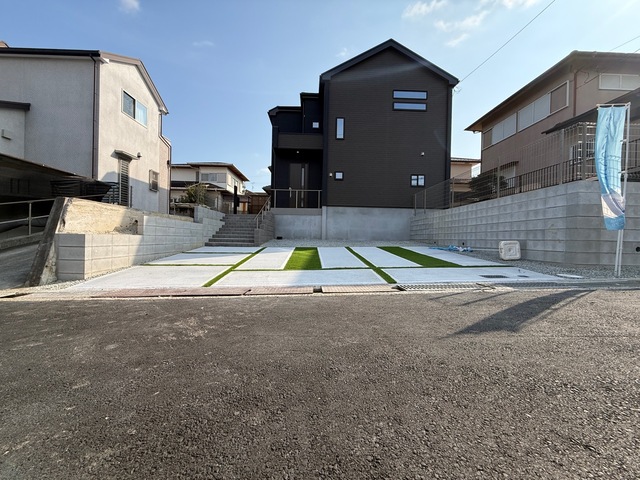 グラファーレ4395神戸市桜が丘西町１棟の外観②