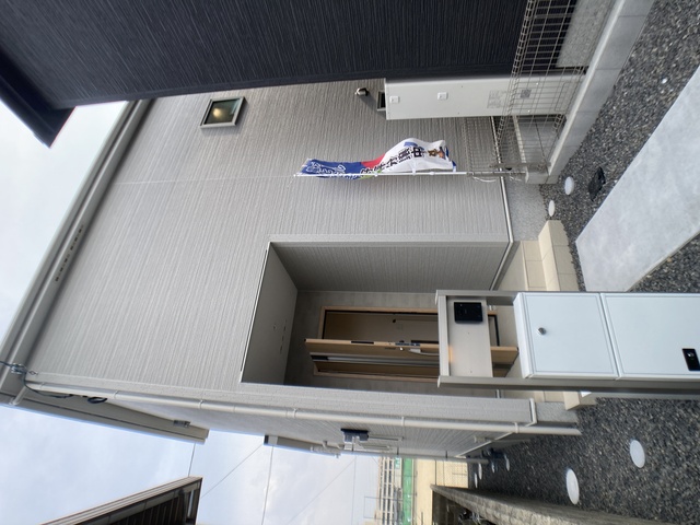 さわやかな白い外壁