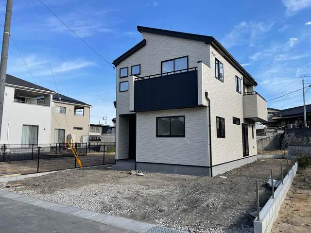 グラファーレ4260岡山市西大寺東２期２棟の外観②