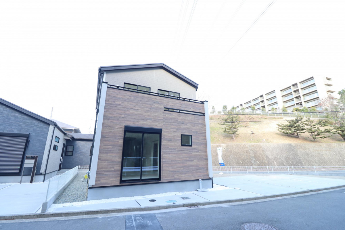 【1号棟:キッチン】 