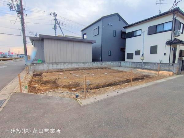 リーブルガーデン吉川市栄町第３の外観②