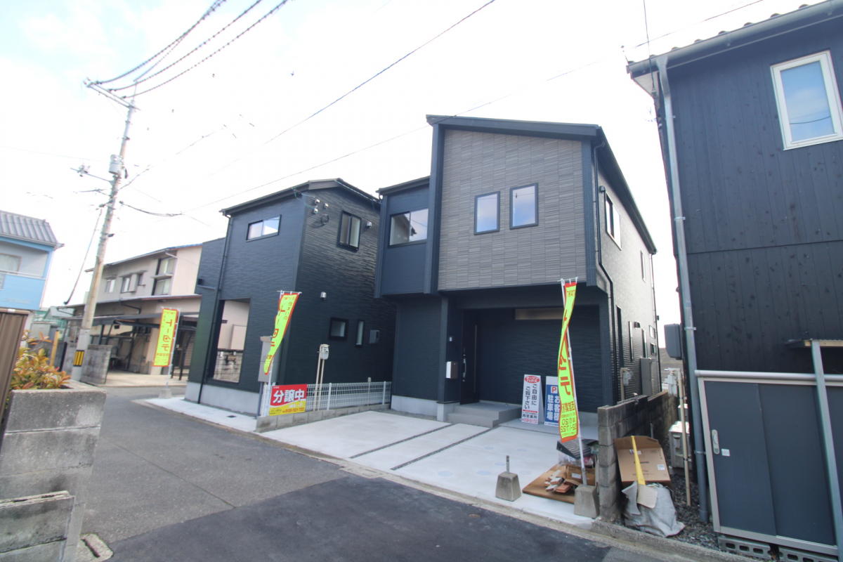 ブルーミングガーデン広島市佐伯区美の里２丁目２棟の外観②