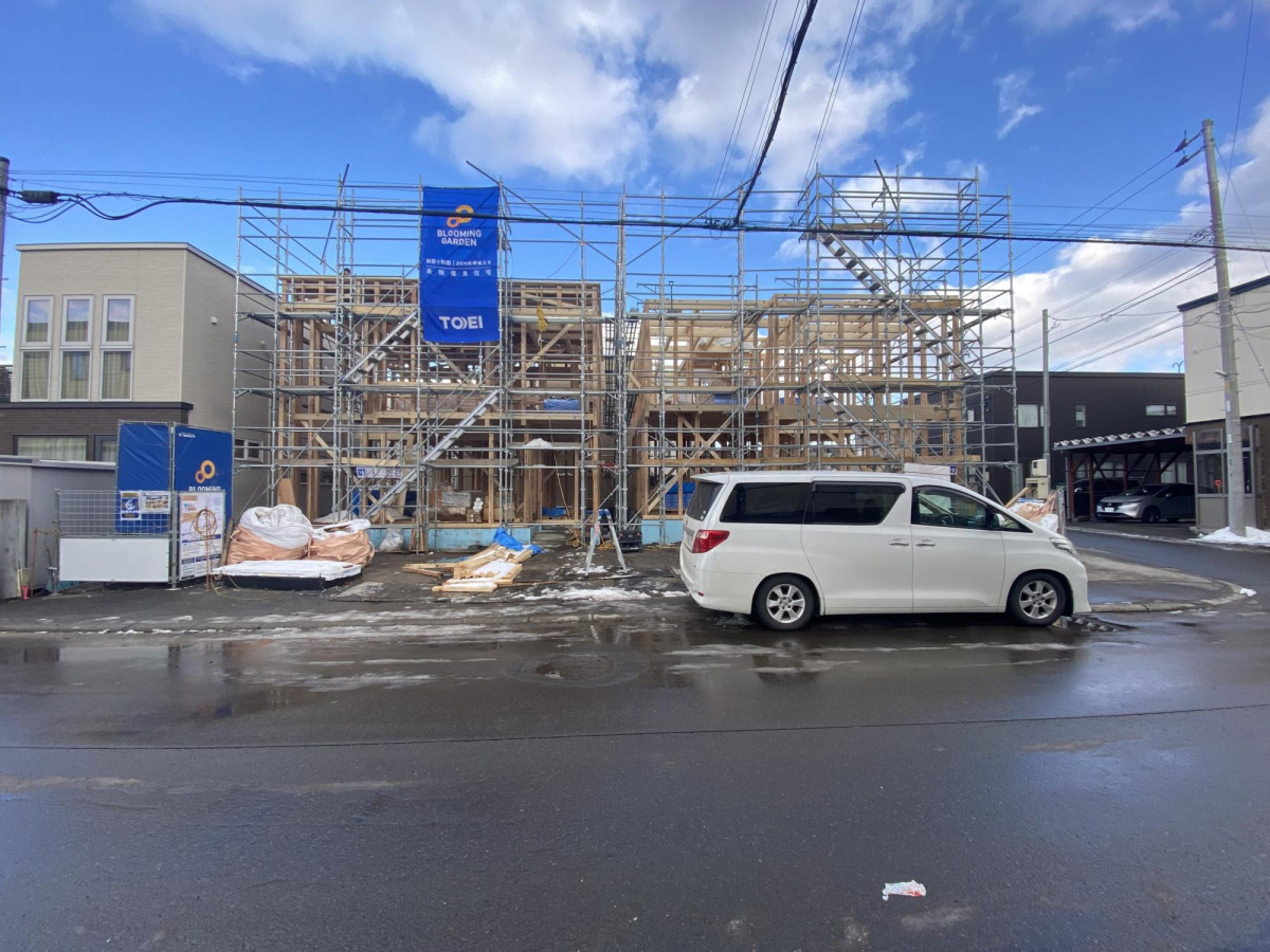 ブルーミングガーデン札幌市西区発寒６条１４丁目２期２棟の外観②