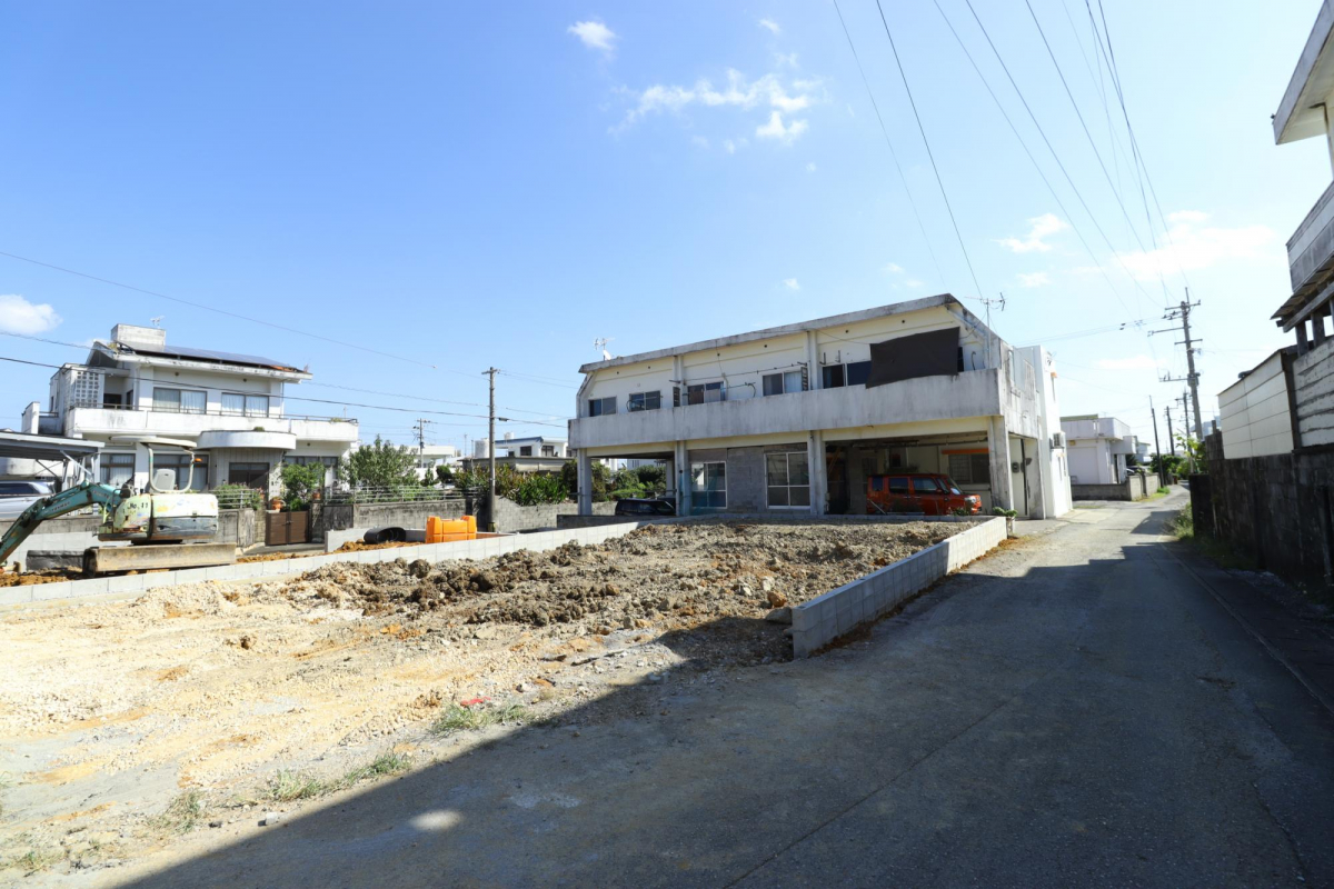 ブルーミングガーデンうるま市与那城２棟の外観②