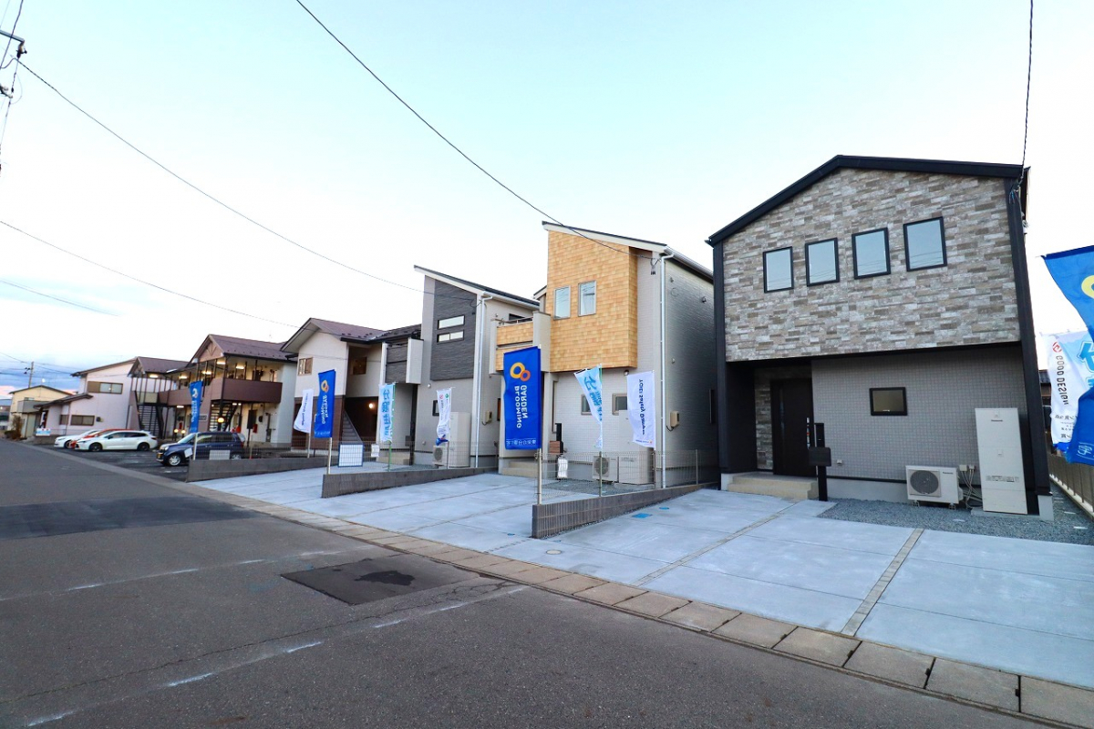 ブルーミングガーデン郡山市静西一丁目３棟の外観②