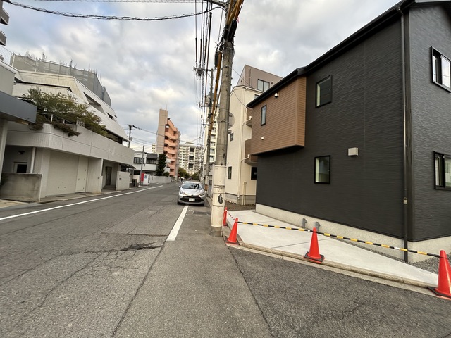 リナージュ広島西区東観音町　第１期の外観②