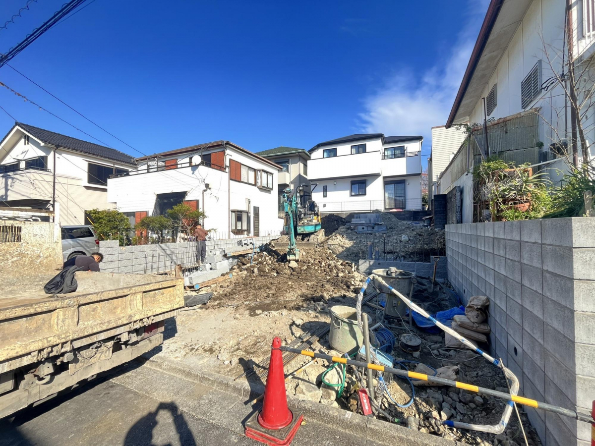 ブルーミングガーデン横須賀市久里浜台２丁目１棟の外観②