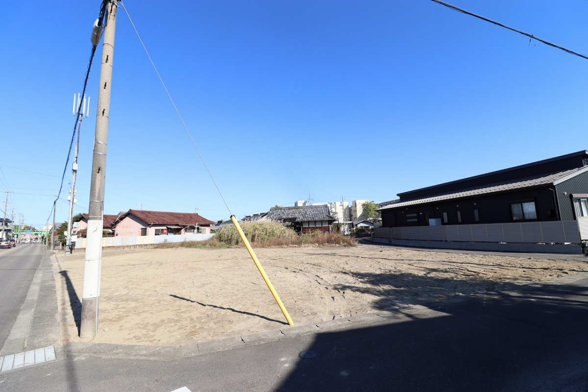 ブルーミングガーデン江南市島宮町巡見２棟の外観②