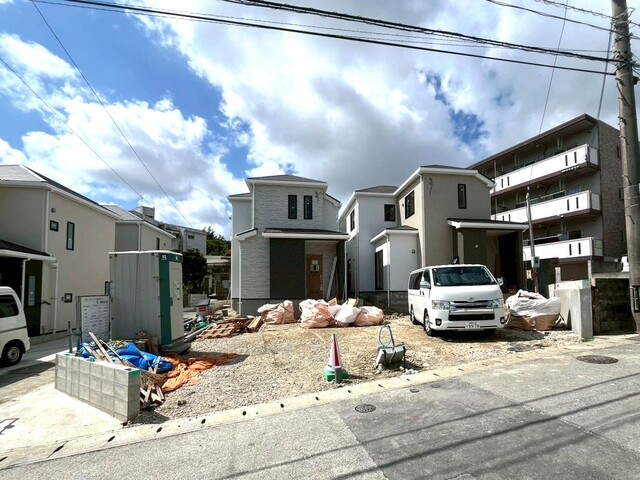 ♪リビングの写真です♪飯田産業の家は対面キッチンを積極的に採用♪リビングが広く感じられるだけでなく、家族の会話も自然と弾む空間となりますよ♪リビングを見渡せます