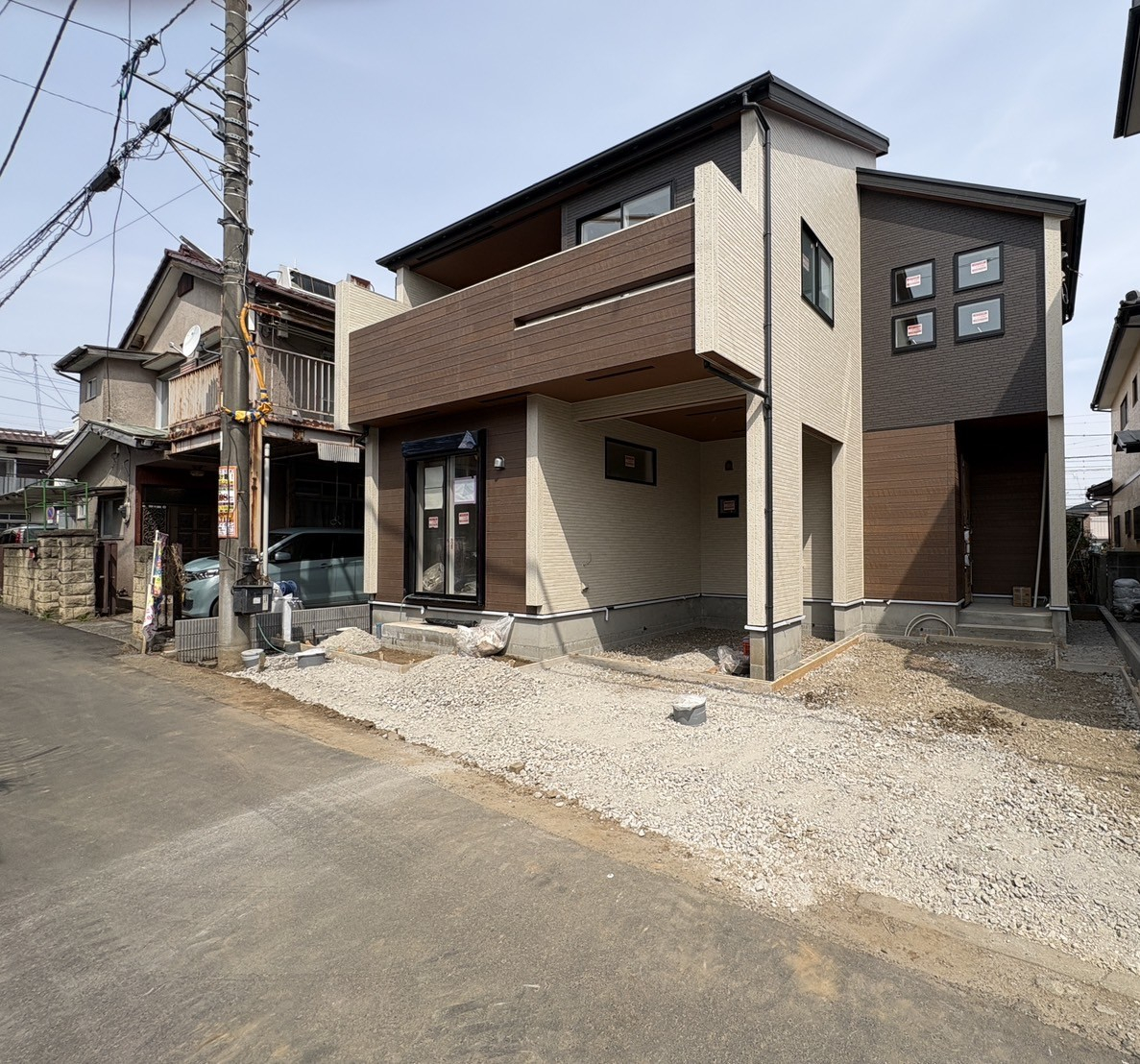 【外観写真】太陽光パネル標準装備◎。環境にやさしくエコな暮らしが叶います！是非、お気軽にお問い合わせください。 