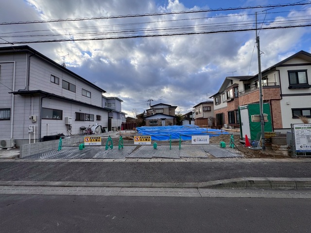 人通り、車通りも少ないのでお子様を遊ばせても安心♪駐車が苦手・不安な方も安心してゆっくりできます。閑静で生活しやすい住宅地です。