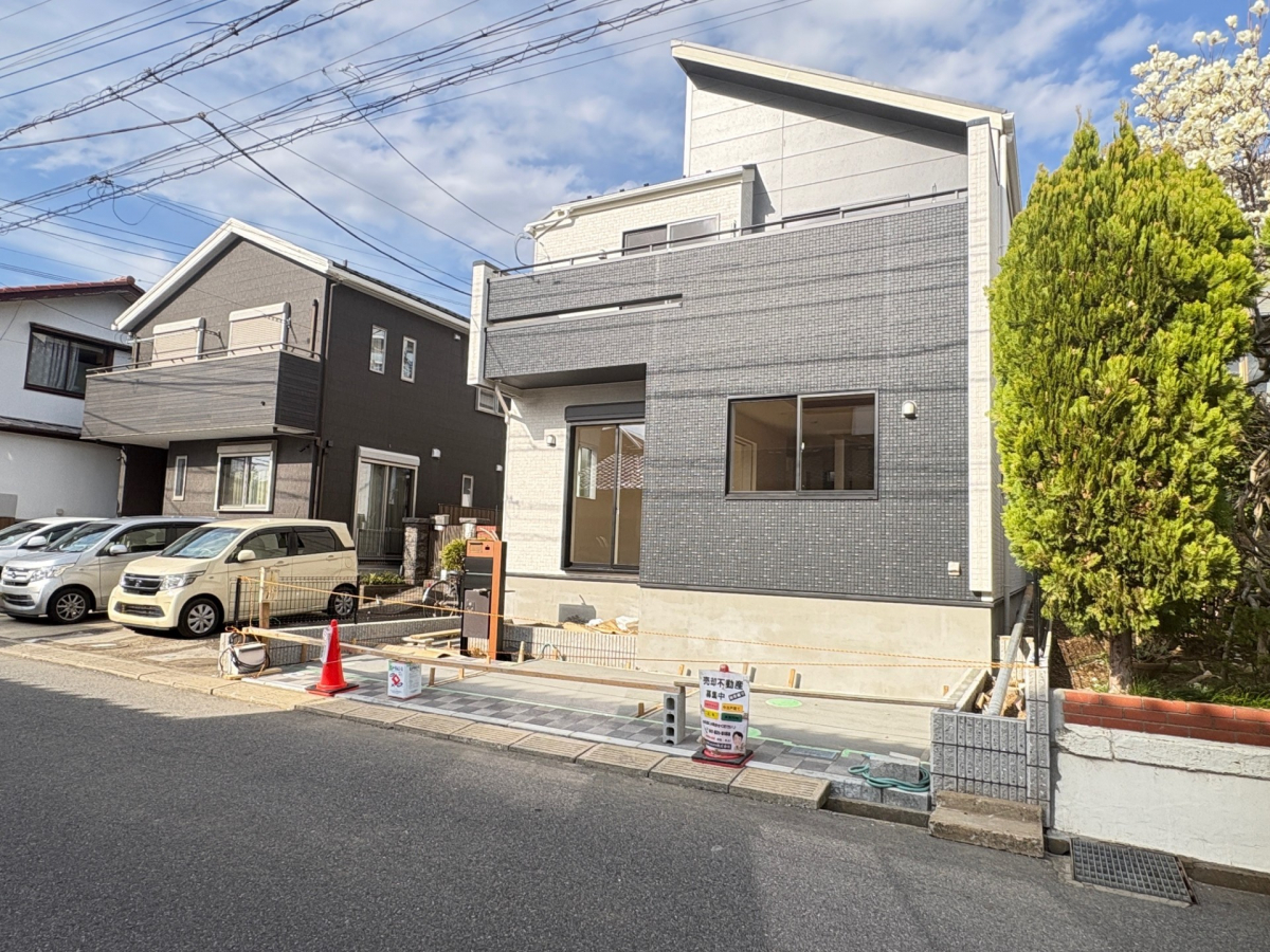 ブルーミングガーデン八千代市高津１棟の外観②