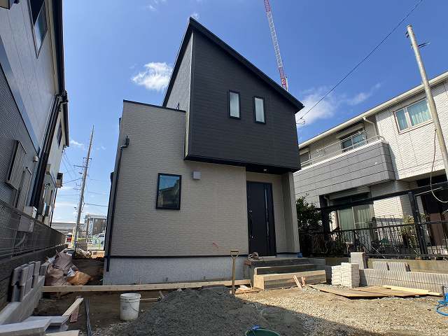 リナージュ足立古千谷本町２丁目　第１期の外観②