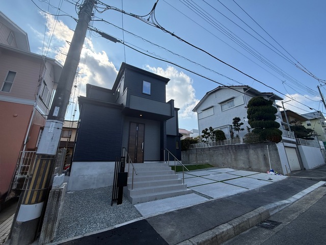 グラファーレ4295神戸市惣山町１棟の外観②