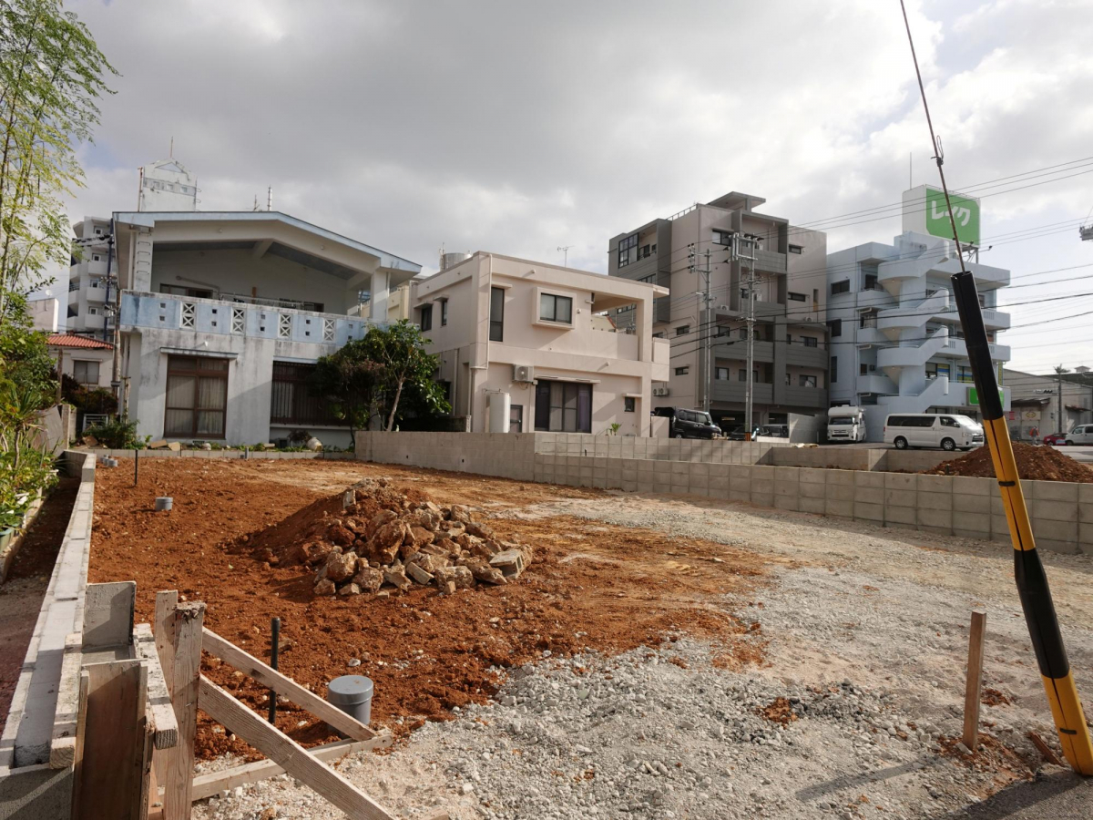 ブルーミングガーデン宜野湾市上原１丁目３棟の外観②