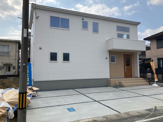 リーブルガーデン弥富市荷之上町六十人の外観②