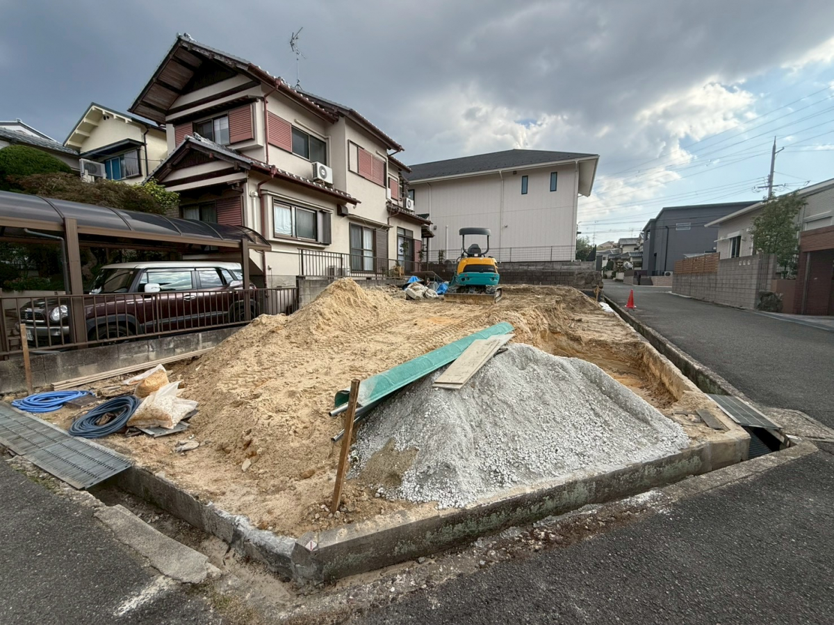 ブルーミングガーデン寝屋川市太秦中町１棟の外観②