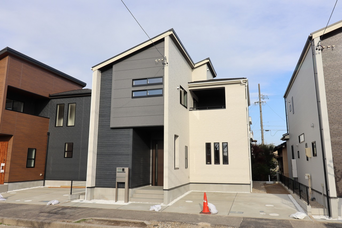 （4）号棟 外観写真 