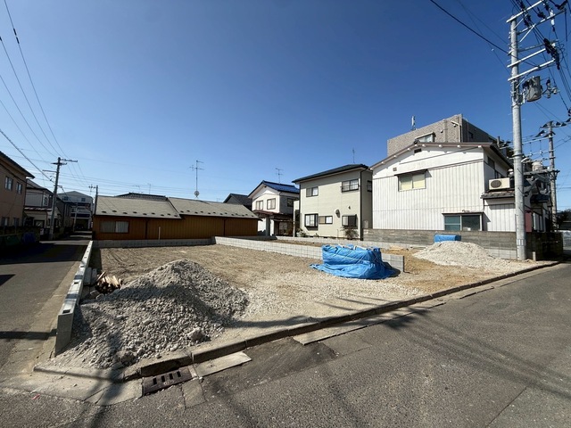 建物完成まで複数回に及ぶ自社検査を行うことでお客様の”信頼”を得ることが出来ます。自社一貫性の強みの一方で第三者機関の検査も行いますので、お客様に安心をお届けできる一助となっております♪