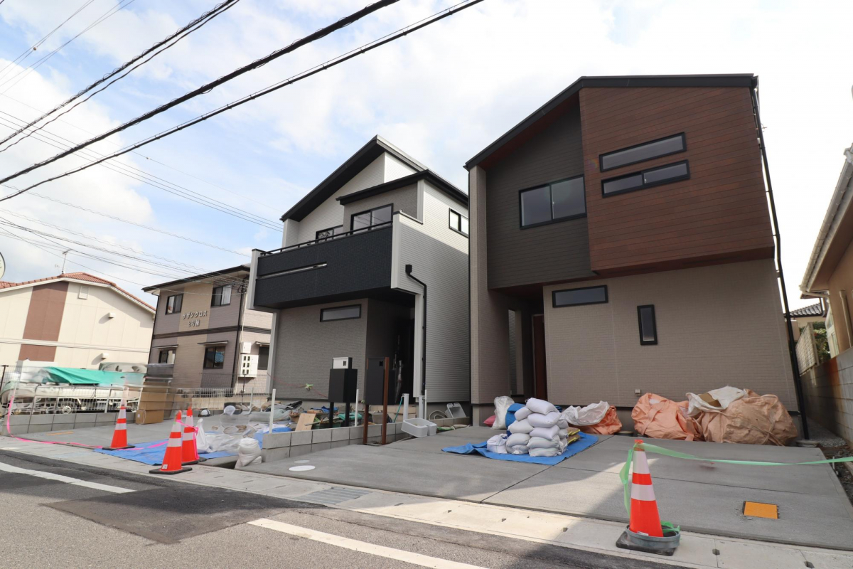 ブルーミングガーデン岡山市中区東川原２棟の外観②