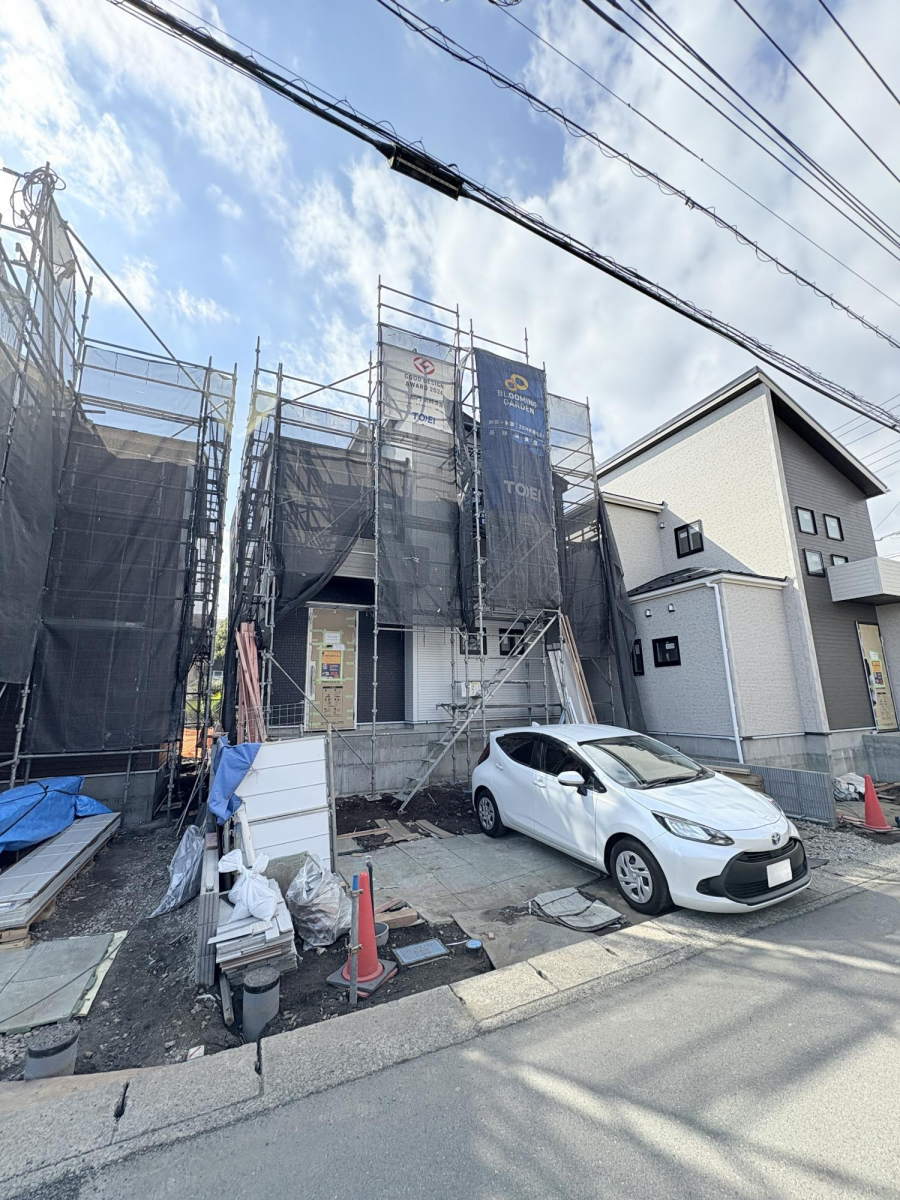 ブルーミングガーデン秦野市千村１丁目３棟の外観②