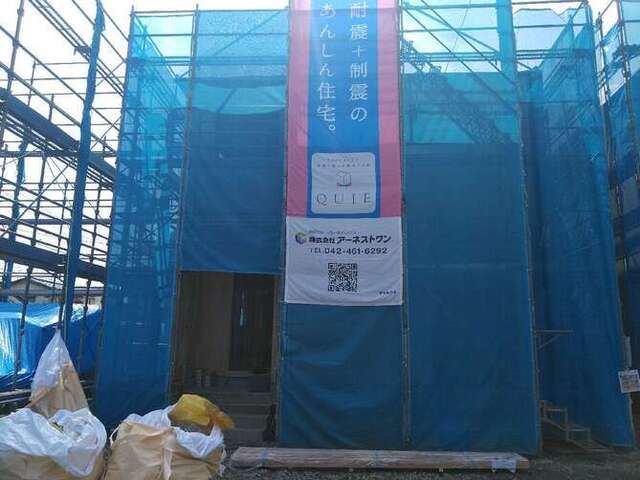 お日様や風、地面と対話ができる場所があるお家