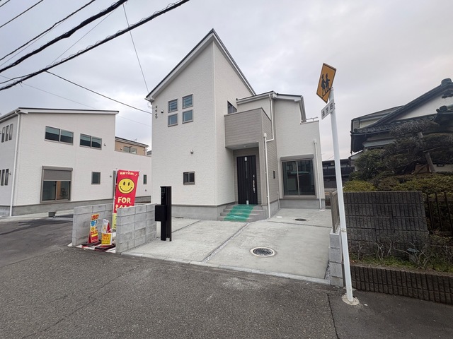 グラファーレ4250厚木市愛甲東６棟の外観②