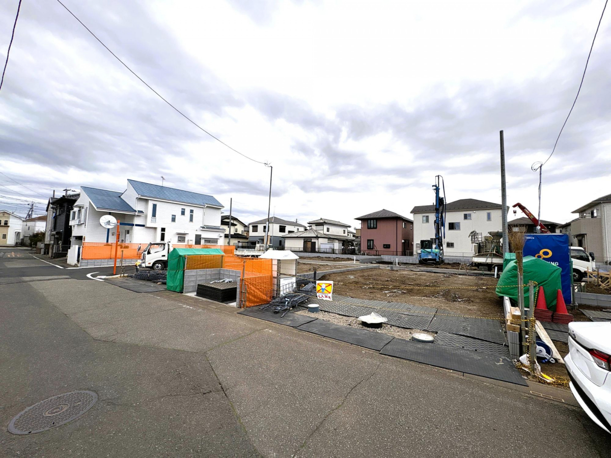外観 敷地面積40坪〜！駐車スペース2〜3台あり！主寝室可変型プラン採用！！