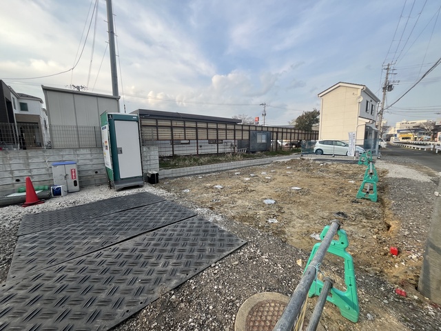 建物完成まで複数回に及ぶ自社検査を行うことでお客様の”信頼”を得ることが出来ます。自社一貫性の強みの一方で第三者機関の検査も行いますので、お客様に安心をお届けできる一助となっております♪