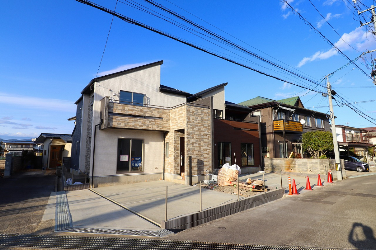 ブルーミングガーデン福島市泉先達２棟の外観②