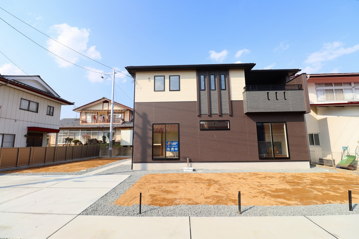 【外観】 笹谷駅まで徒歩8分で通勤通学に便利♪