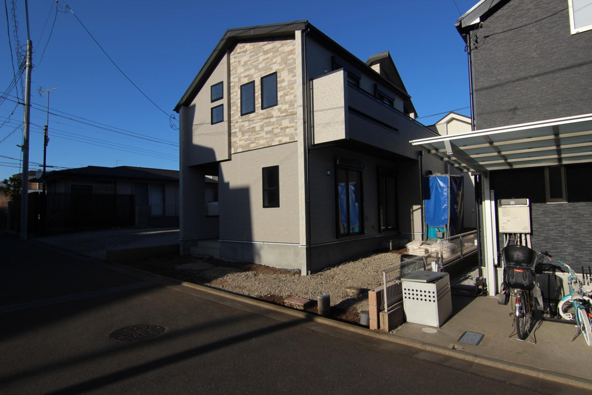 【外観】 食洗器、折上天井、制震ダンパー装備のこだわりの4LDK 住宅です。