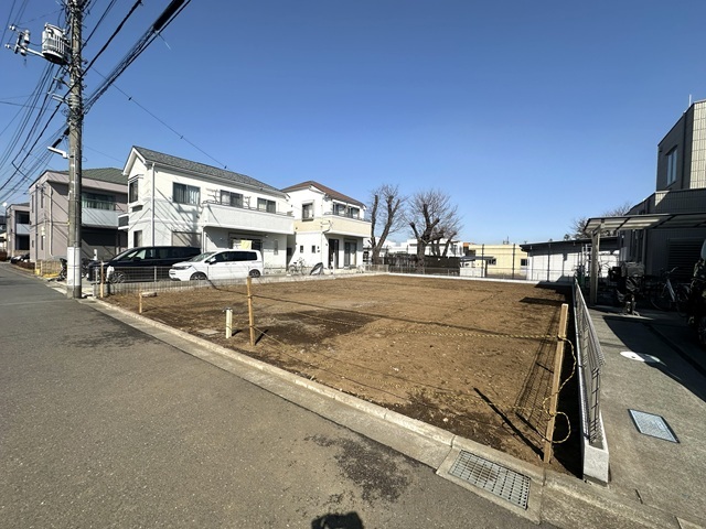 造成工事が完了した分譲地外観です。