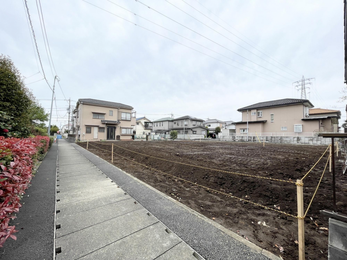 【外観写真】太陽光パネル標準搭載◎。環境にやさしくエコな暮らしが叶います！是非、お気軽にお問い合わせください。 