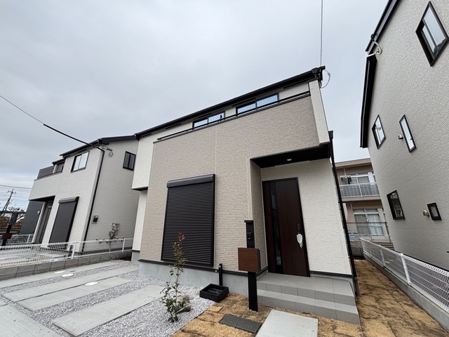 グラファーレ4355武蔵村山市岸５期３棟の外観②