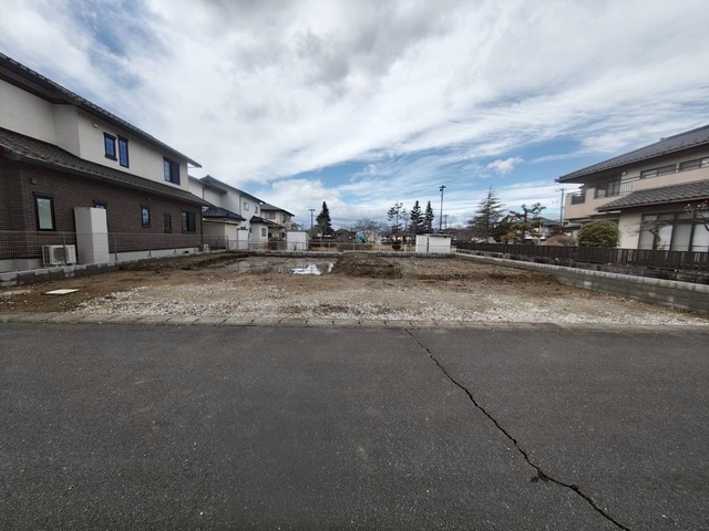 駐車がしやすく、お車の運転に自信がない方も安心です！是非お問い合わせください。