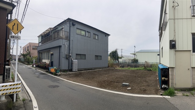 １号棟　現地更地写真　
お日様や風、地面と対話ができる場所があるお家