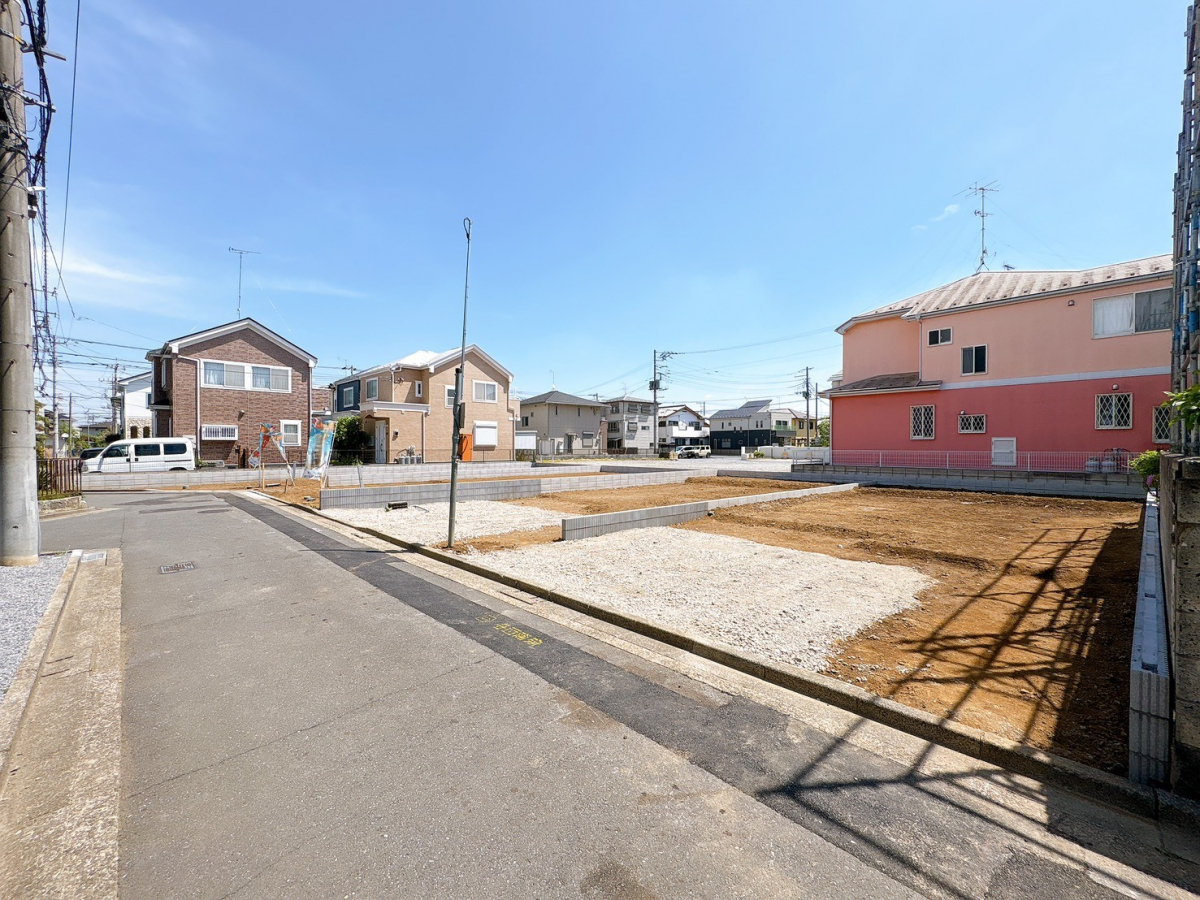 【外観写真】太陽光パネル搭載◎環境にやさしくエコな暮らしが叶います！是非、お気軽にお問い合わせください。 