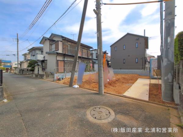 道路上の電柱は抜きます