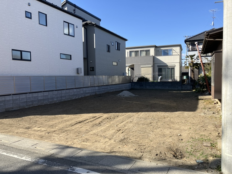 販売現地【2026/1/31撮影】 敷地47坪×カースペース3台可