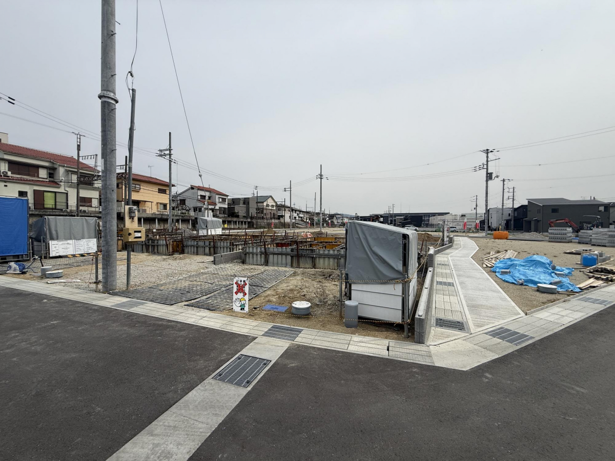 近鉄生駒線「菜畑」駅まで徒歩7分 