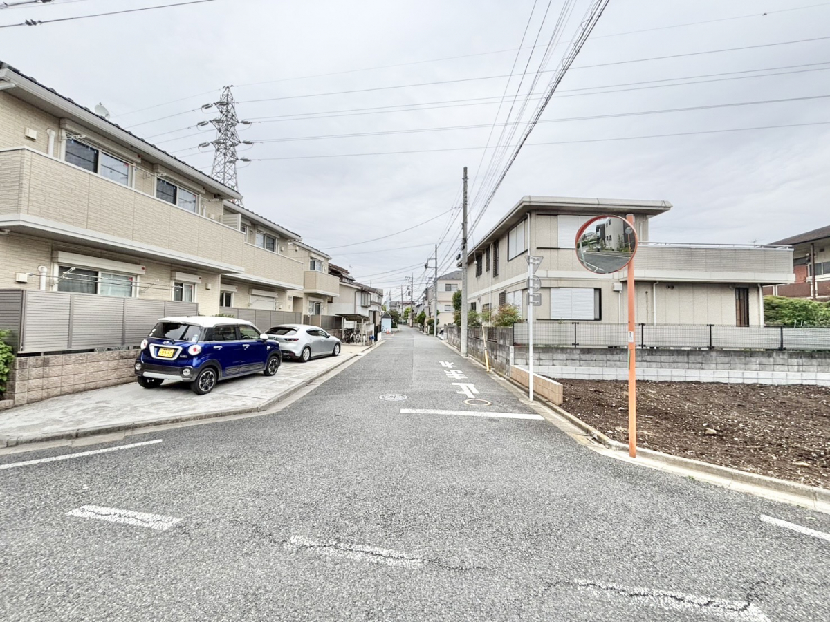前面道路（公道幅員6m） 