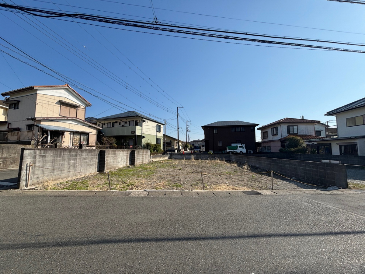 【外観写真】 17帖LDK＋和室の4LDKプラン！南向きで明るくゆとりある間取りプランを採用しております！